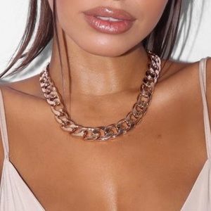 NWOT! Missguided Chain Necklace
